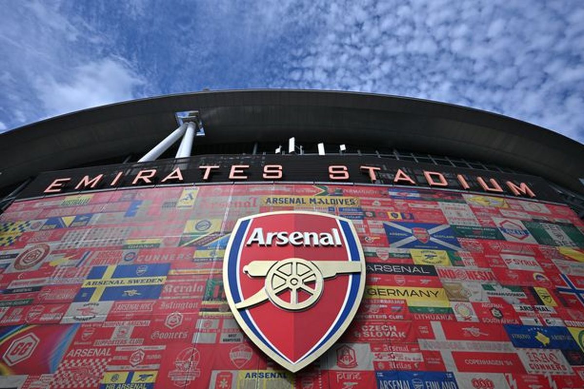 Arsenal to axe 60 staff despite record £691m revenue