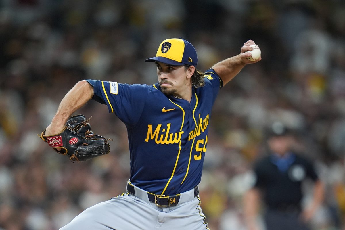 Dodgers on brink after Brewers' 6-2 Game 3 win