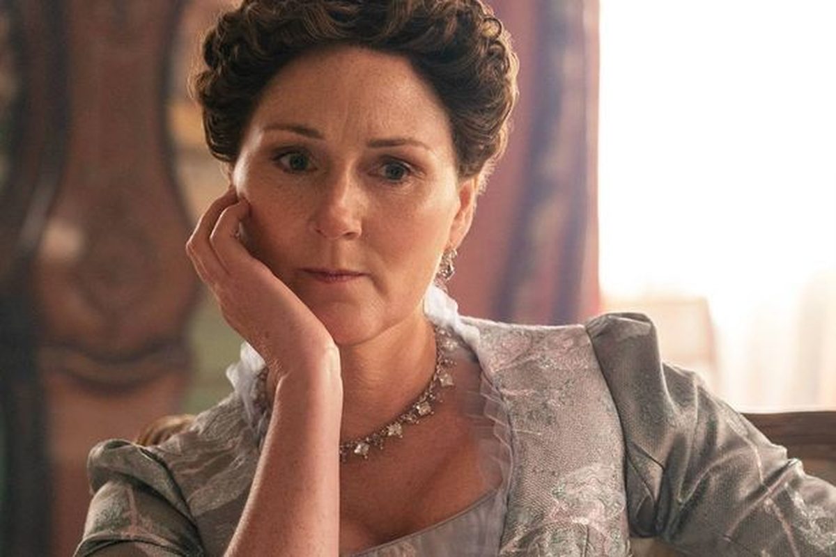 Bridgerton Fans ECSTATIC Over Lady Violet Prequel News