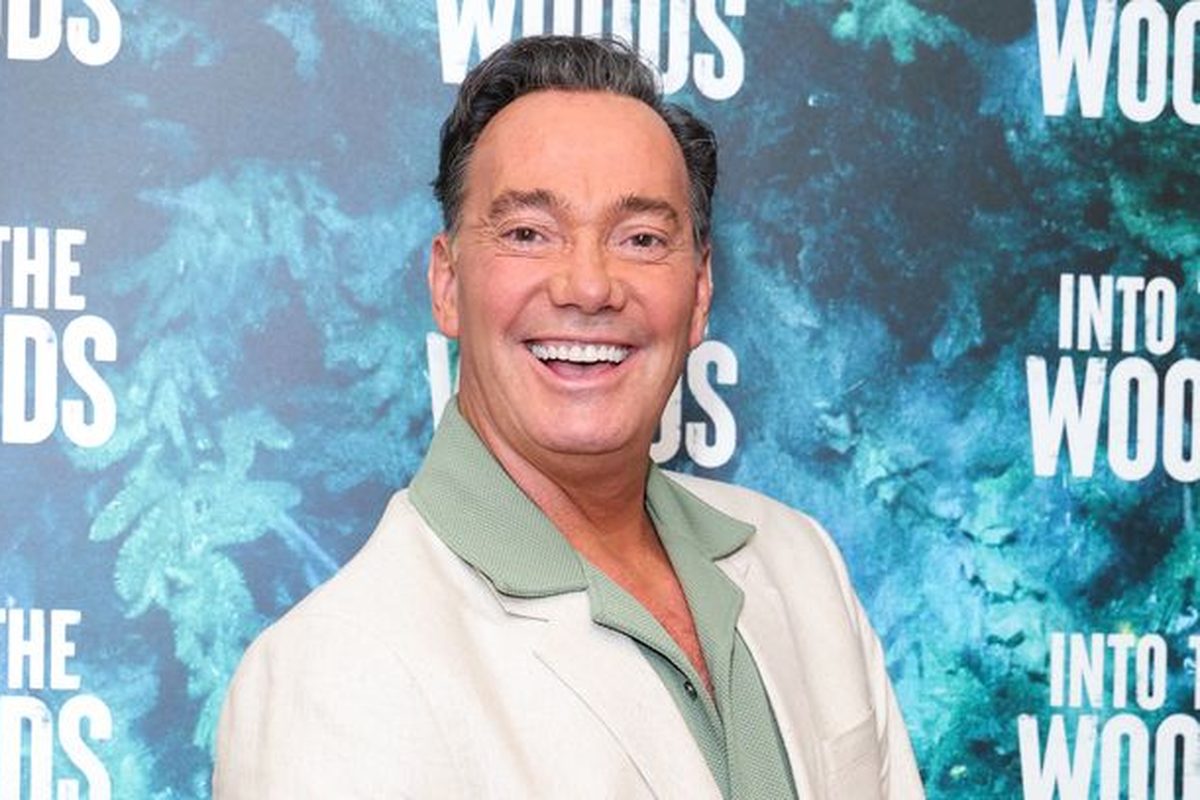 Craig Revel Horwood Does His Own Makeup on Strictly