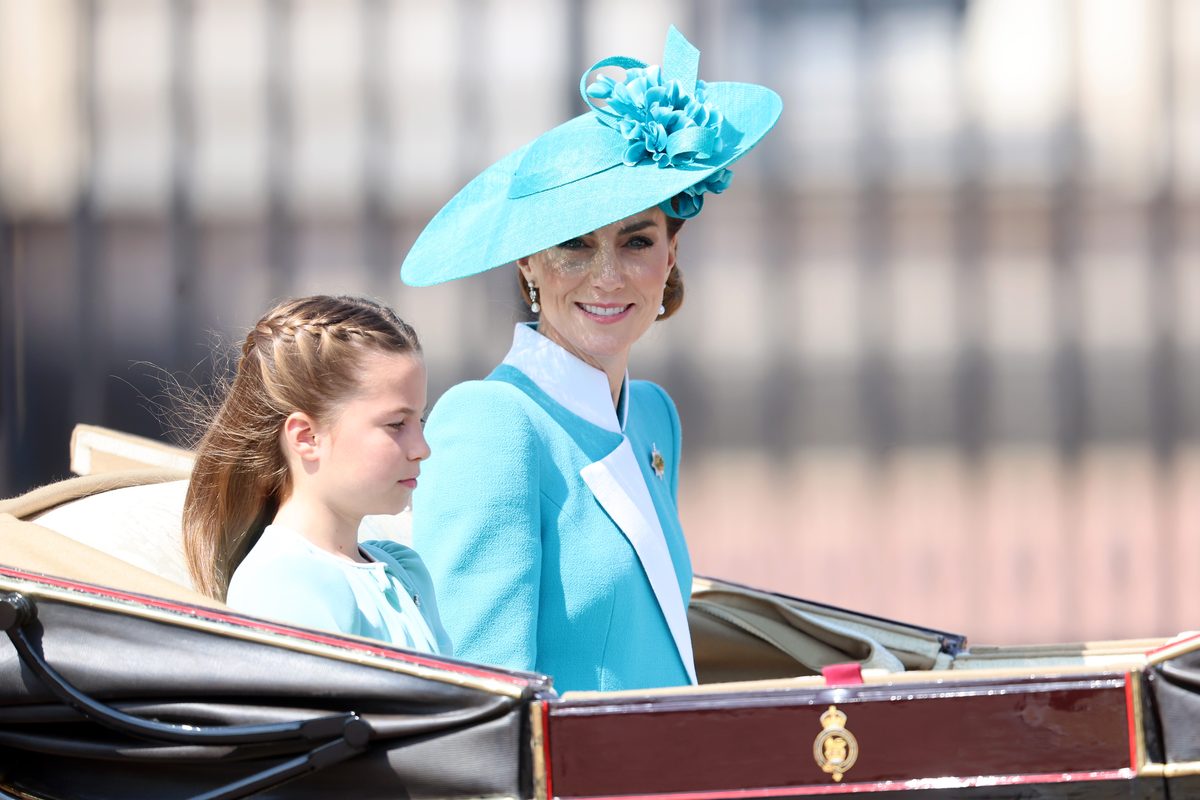 Kate and Charlotte Ride London Tube in Secret Mission