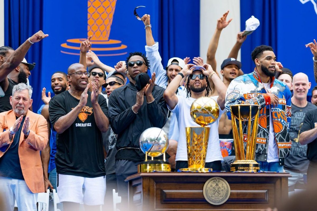 Knicks Raise Two Titles: NBA Cup & Championship Banners