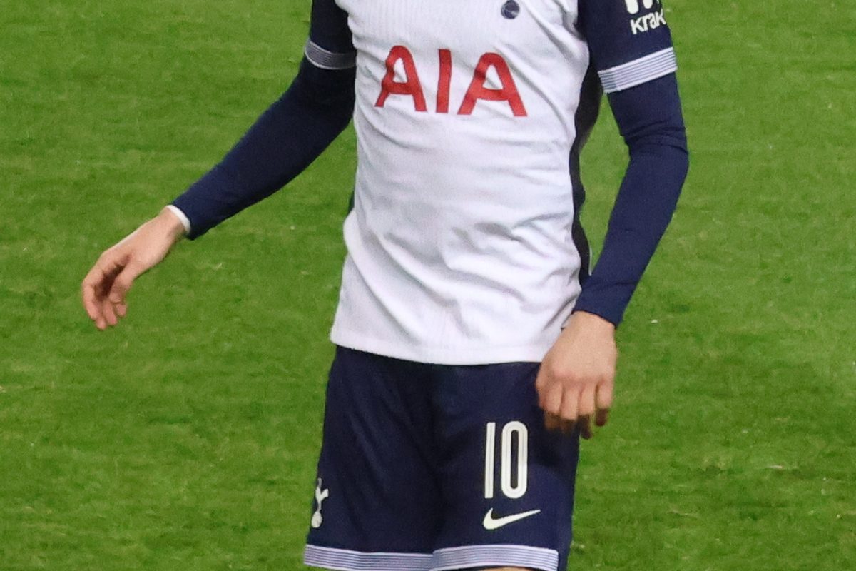 Maddison's return helps Spurs end 18-month win drought