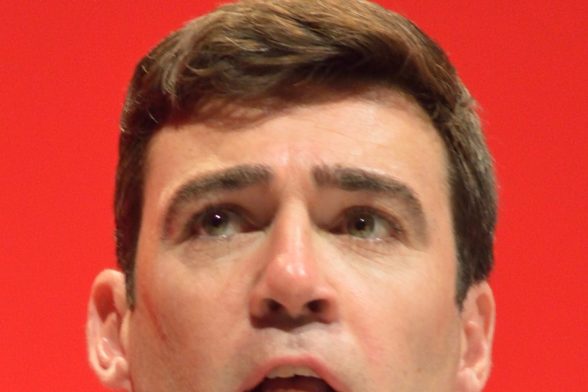 Burnham to end 'rip-off' parking fines with 5-minute grace