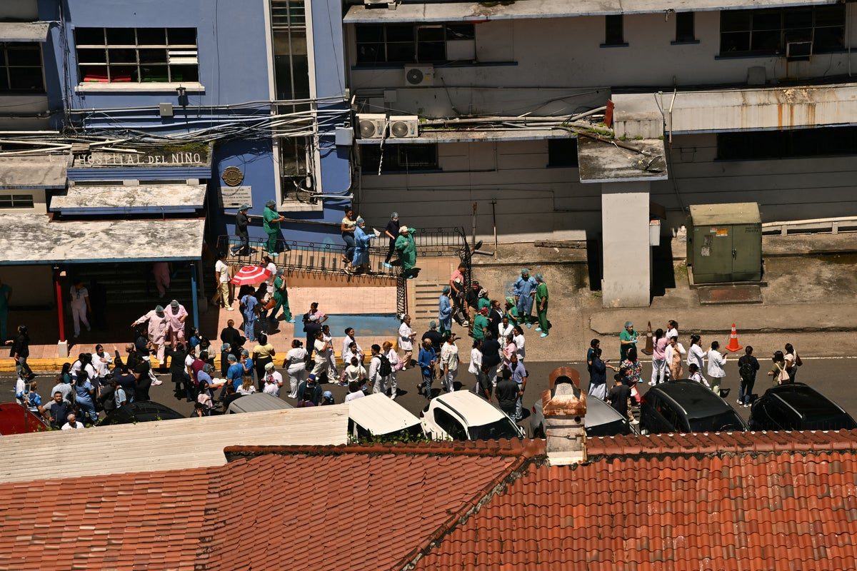 7.7 quake hits Panama, tsunami alert for 9 nations