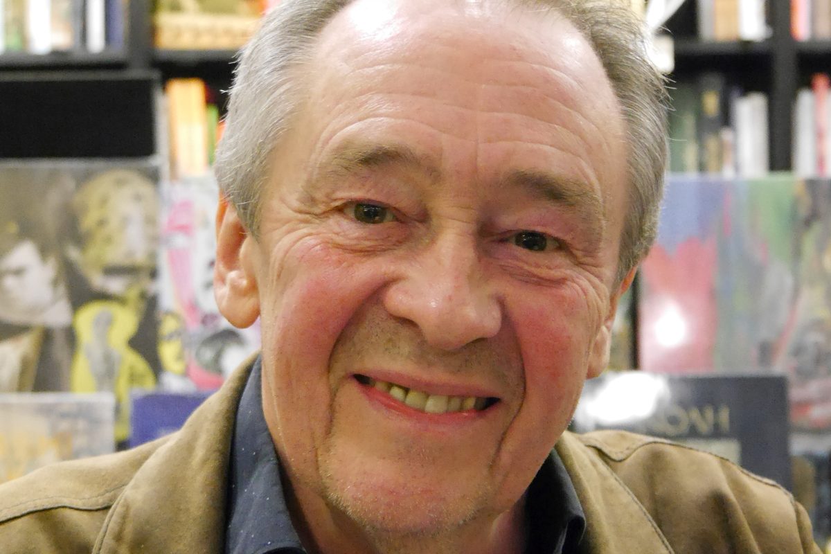 Paul Whitehouse mugged while buying wife’s medicine