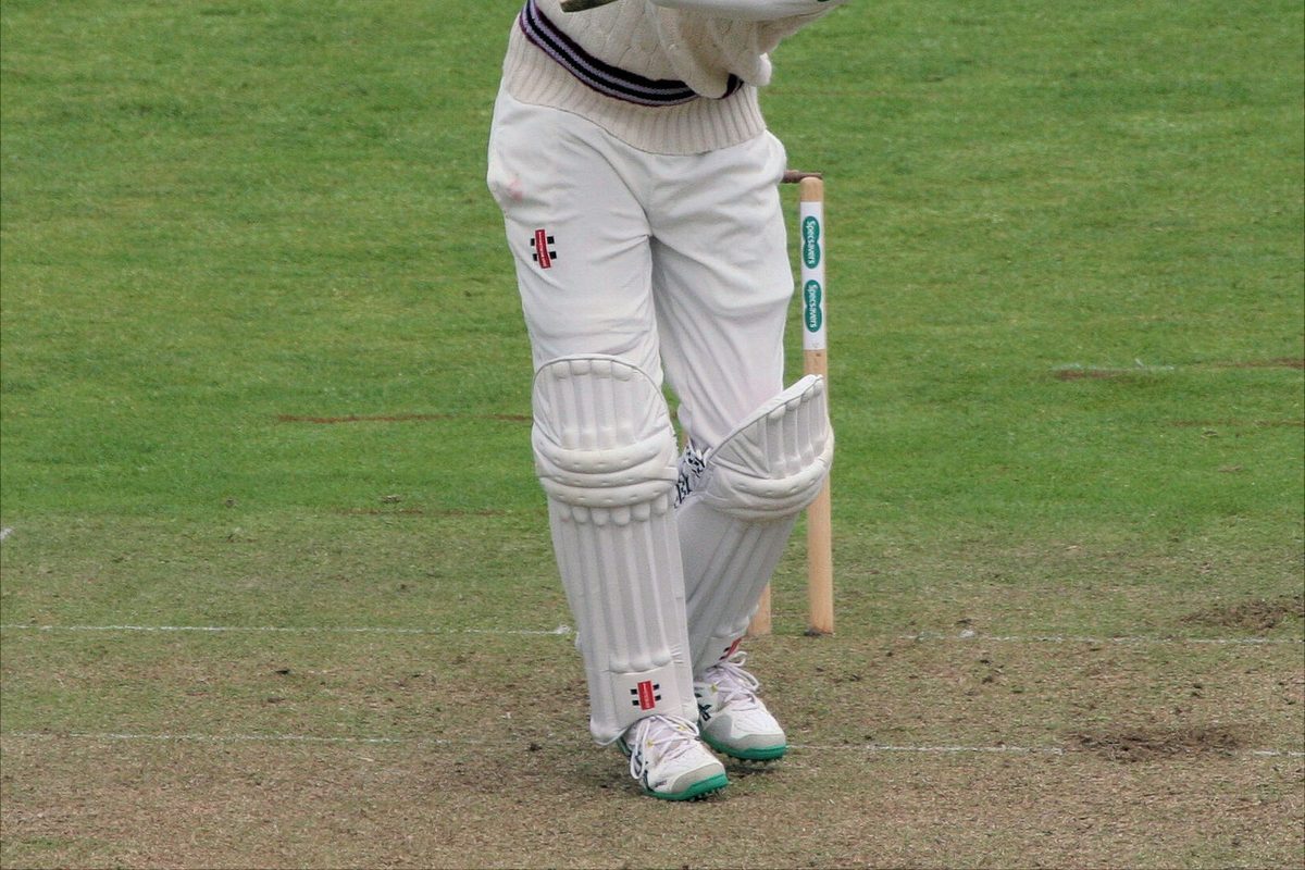 Renshaw's 82 helps Australia set tough target for South Africa