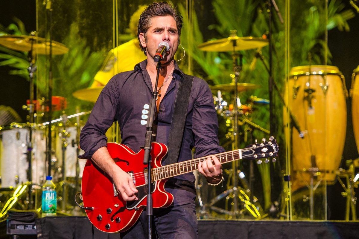 John Stamos Breaks Down Over Mike Love's Health Battle