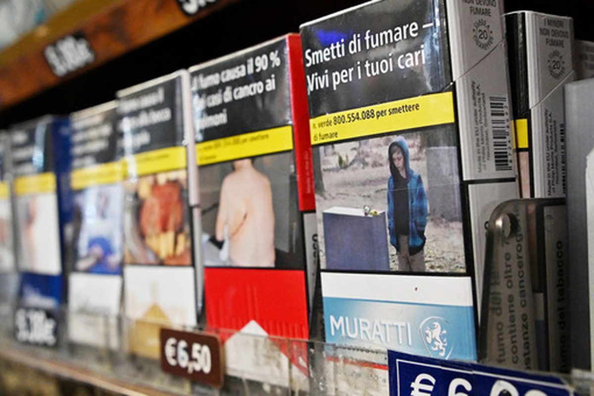 Aumento di 20 centesimi per 13 marche di sigarette dal 14 ottobre