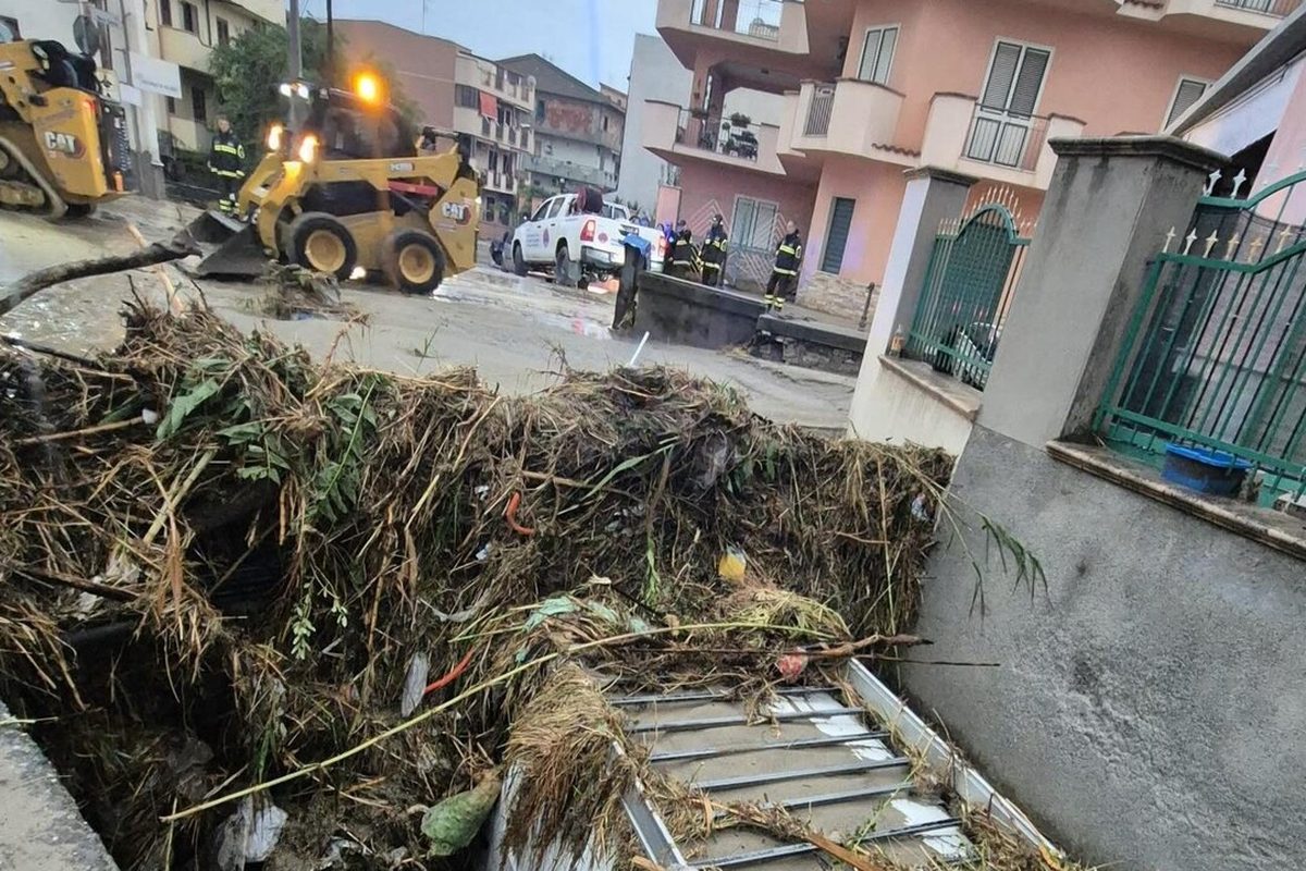 Milano, paura in metro: 'Tutto buio e sirene'