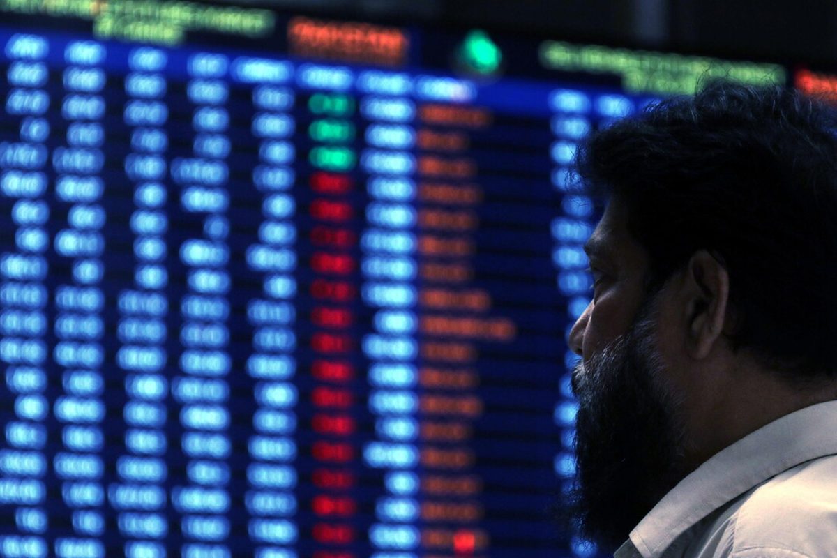 Borsa italiana in rialzo: Unipol e Enel guidano il rally