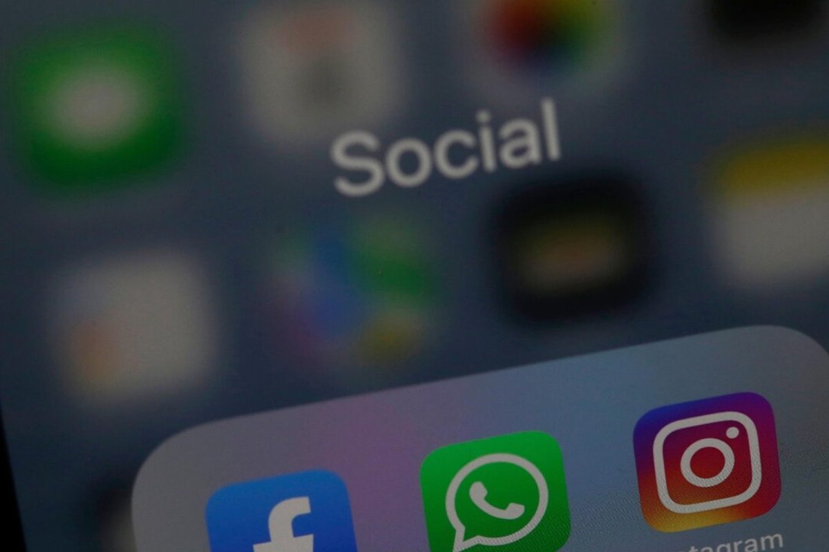 Milano, paura in metro: uomo insulta Polizia su Facebook della Questura