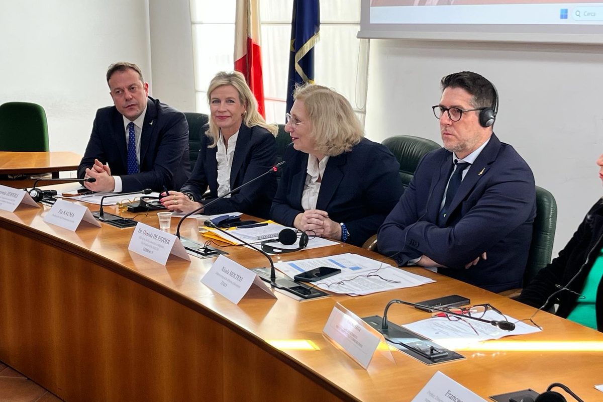 Molteni-Ostellari: fermo preventivo fino a 24 ore nel decreto di domani