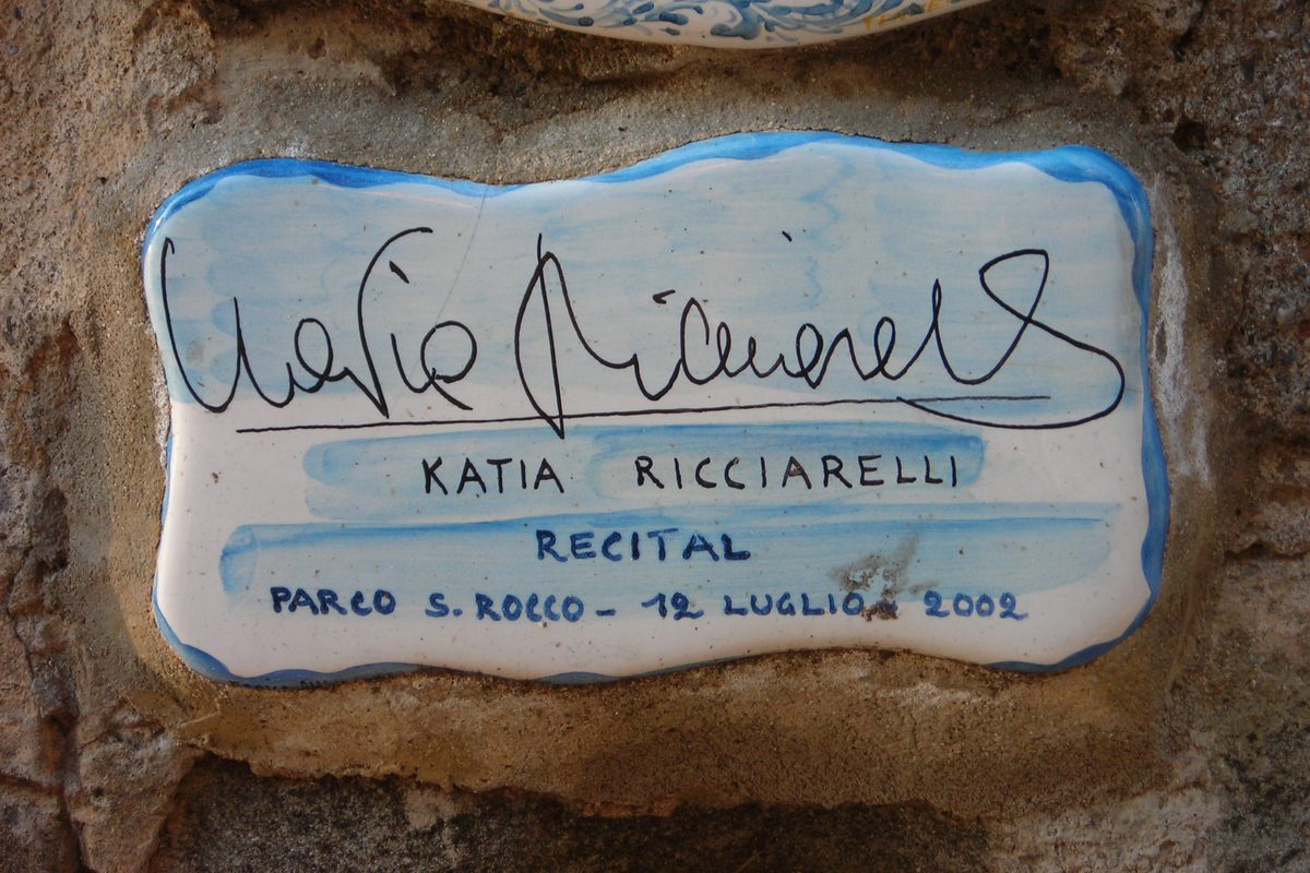 Katia Ricciarelli a Verissimo: «Ho scoperto del figlio di Pippo dai giornali»