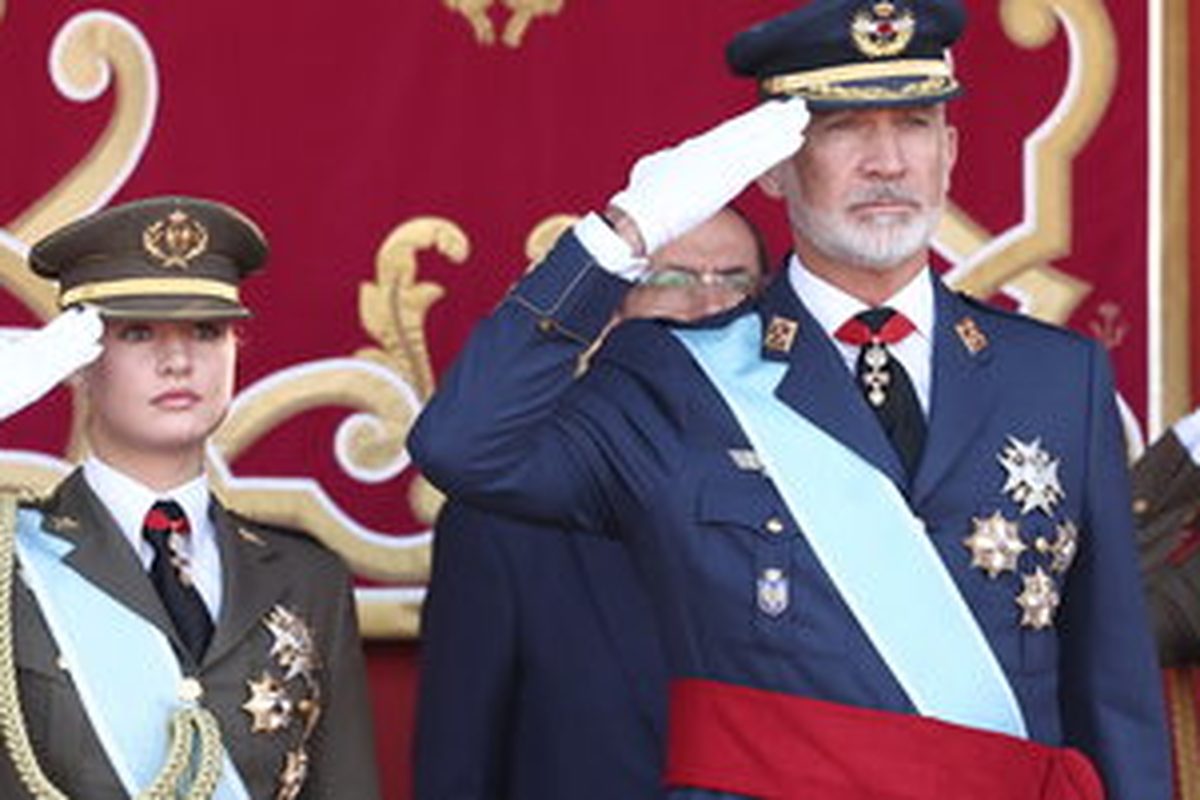 Leonor e Sofia di Spagna si ritrovano per la Festa Nazionale