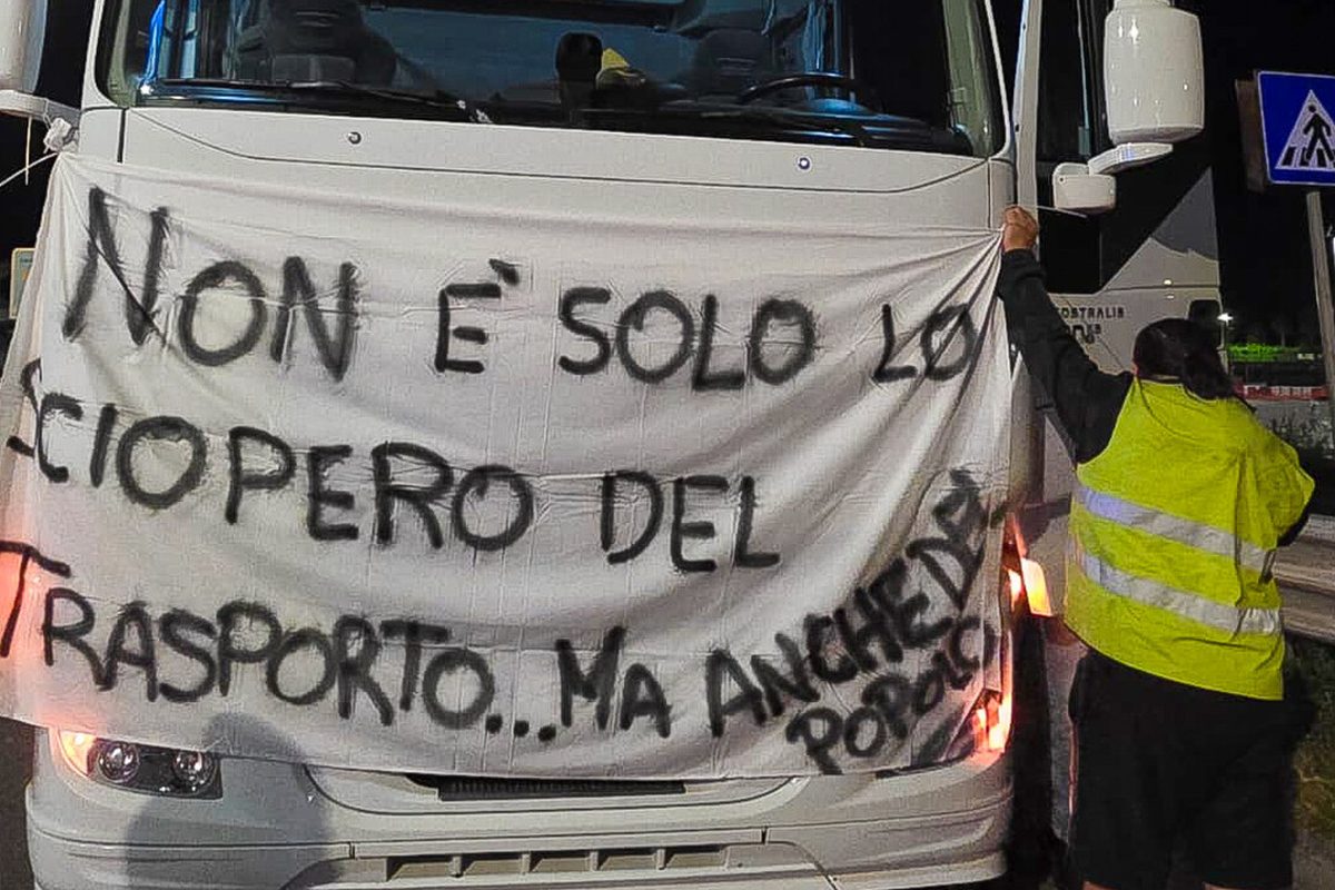 Milano, paura in metro: blocchi in Sicilia e Sud Italia