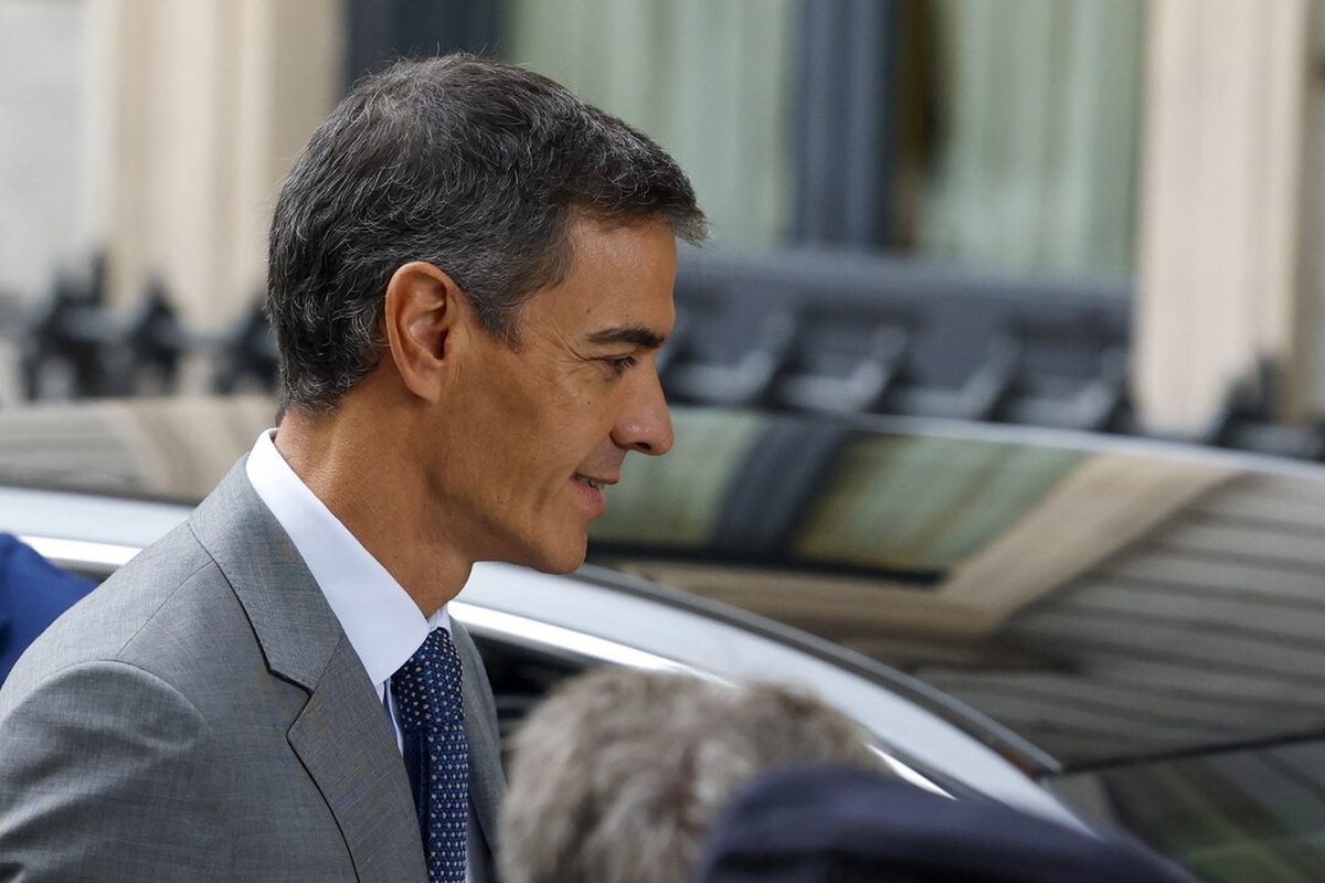 Spagna, Sanchez scioglie le Camere: elezioni anticipate il 29 novembre
