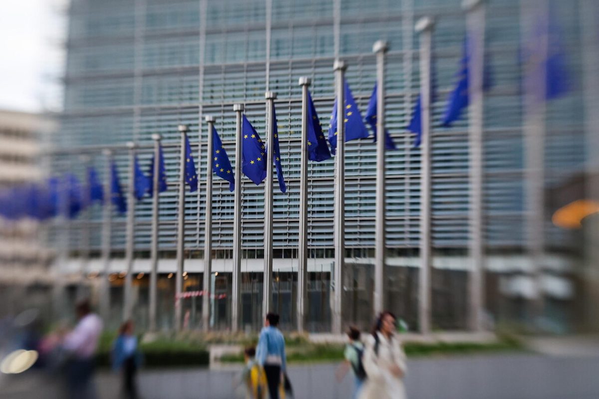 Ue chiede agli Usa di ritirare sanzioni a Cpi: «Pronti a ogni misura»