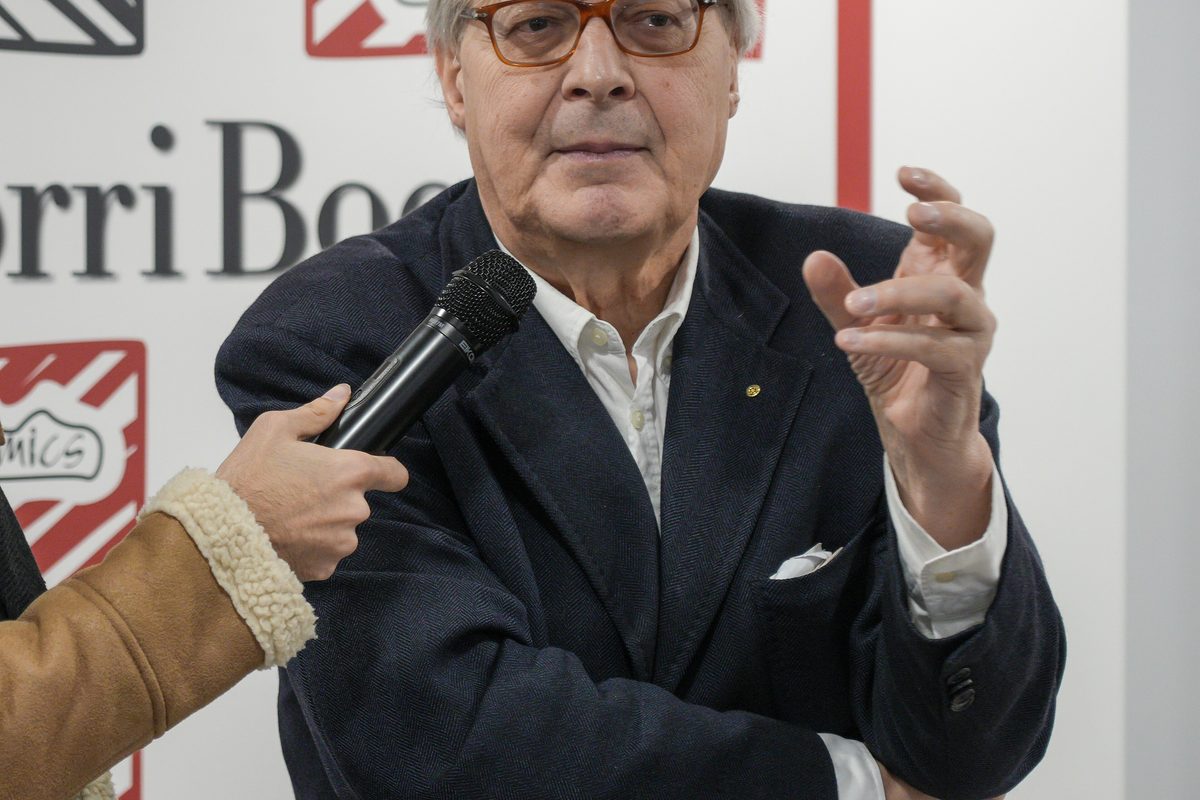 Vittorio Sgarbi in terapia intensiva: il racconto drammatico della compagna Sabrina Colle